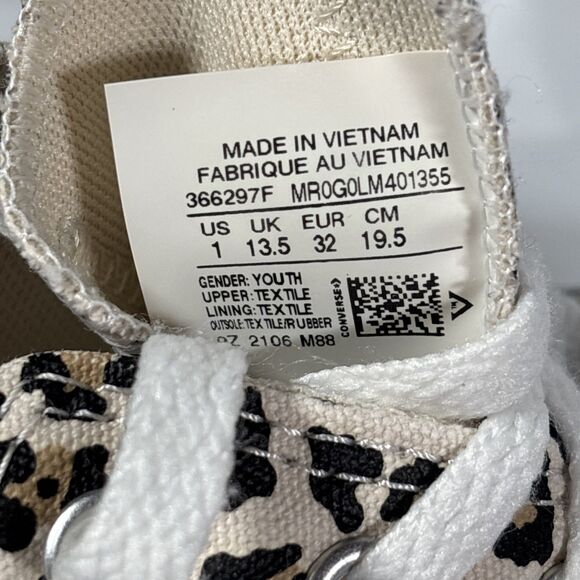 Converse All Stars Leopard Print Sneakers (Youth Size 1 Boys Girls) Shoes - Picture 5 of 7